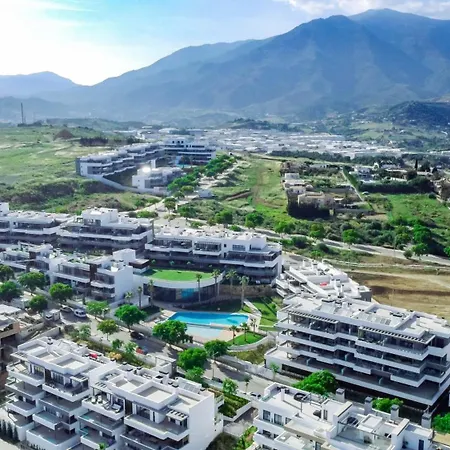 Lme133a- Stunning Flat Close To In Estepona