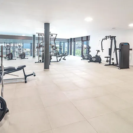 Apartment Lme133a- Stunning Flat Close To In *