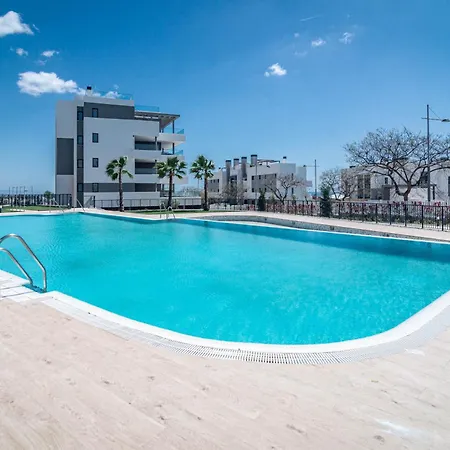 Lme133a- Stunning Flat Close To In Apartment Estepona