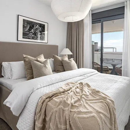 Apartment Lme133a- Stunning Flat Close To In *
