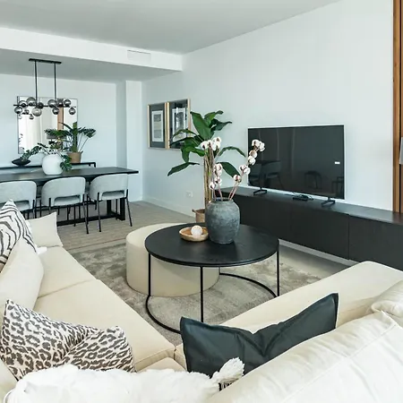 Apartment Lme133a- Stunning Flat Close To In